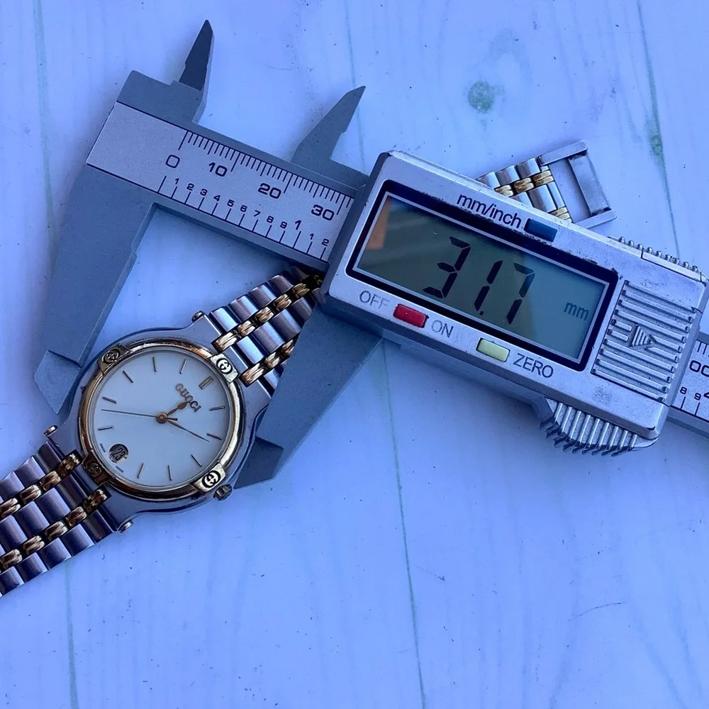 Mens GUCCI 9000 M model watch💥💥💥 - Picture 8 of 12